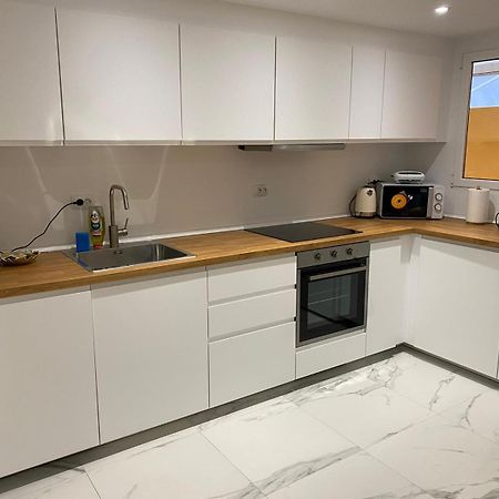 Sea Breeze Apartment Кулера Екстериор снимка
